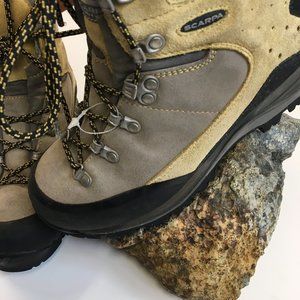 Scarpa Womens Gortex Boot Vibram sole
